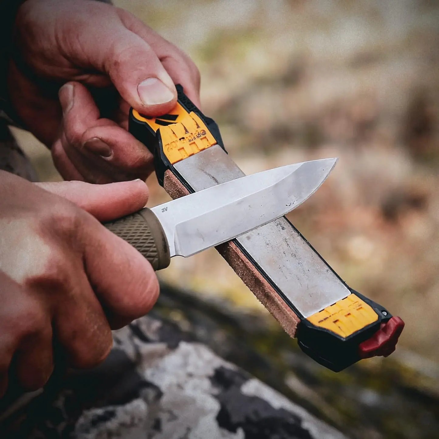 Guided Field Sharpener, Compact Travel Hunting Knife Sharpener Tool