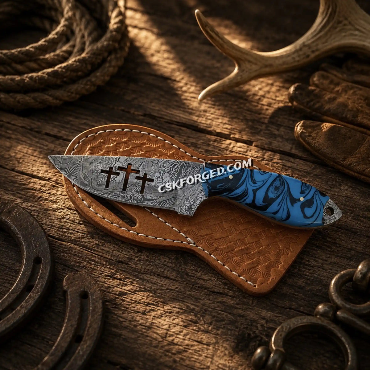Trio Cross Cowboy Hunting Knife – 4″ Damascus Blade & Blue Resin Handle
