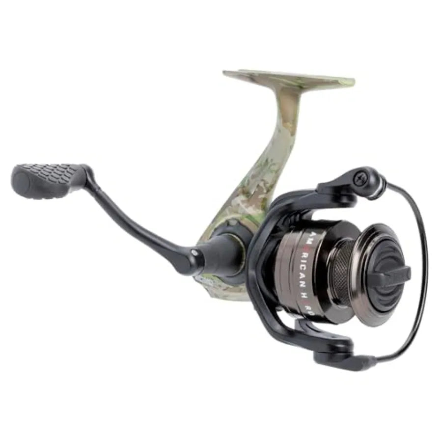 Camo 200 Spinning Reel Clam for Fishing Enthusiasts Durable Construction Smooth Operation Ideal for Freshwater an