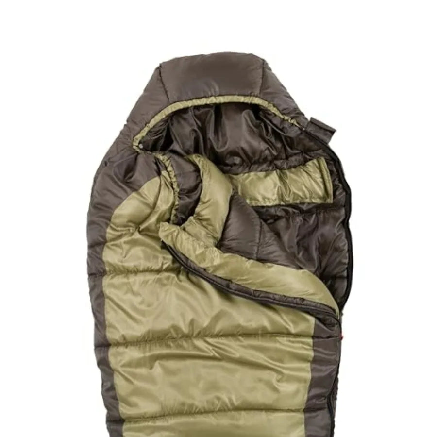 North Rim 0F Sleeping Bag for cold-weather camping: mummy-style sack in durable nylon, black color, featuring no-snag zipper an
