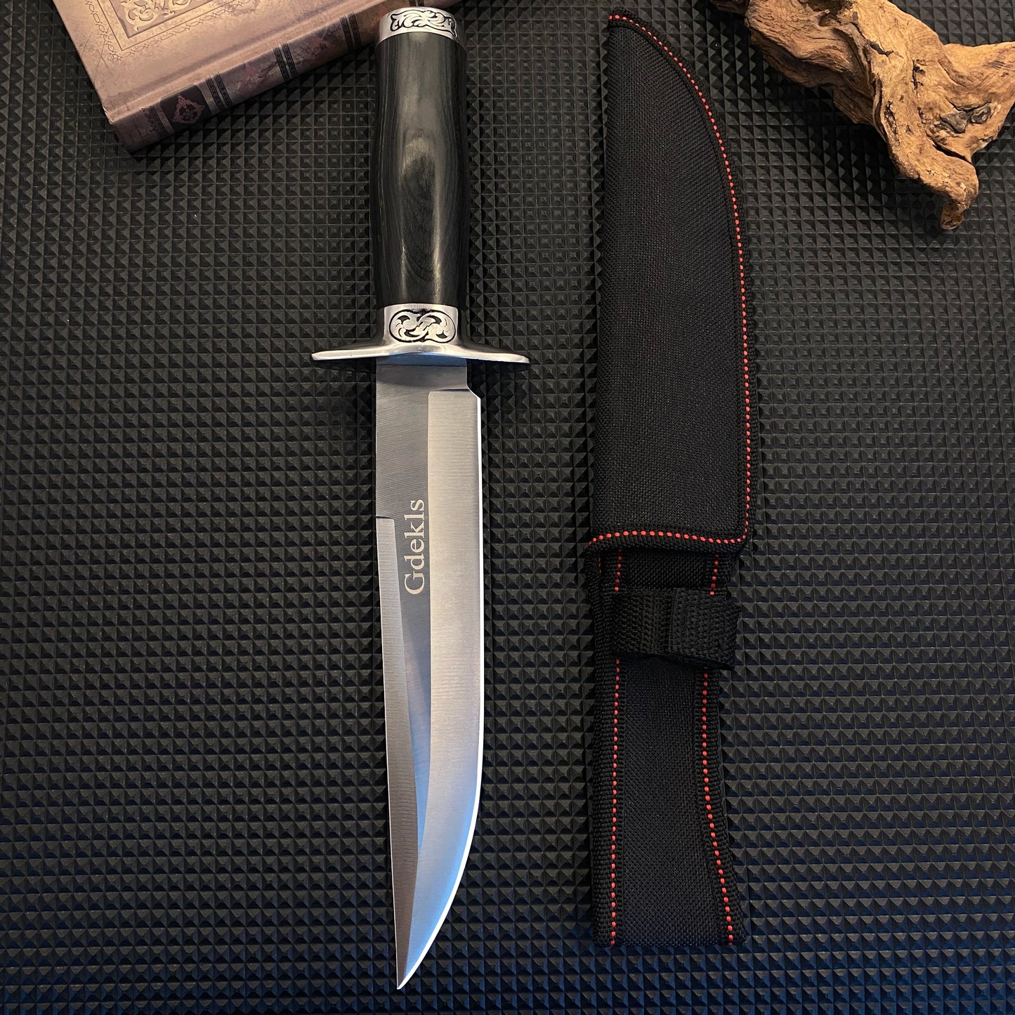 Durable stainless steel fixed knife, practical knife for outdoor hunting and camping, safe finger guard and comfortable handle