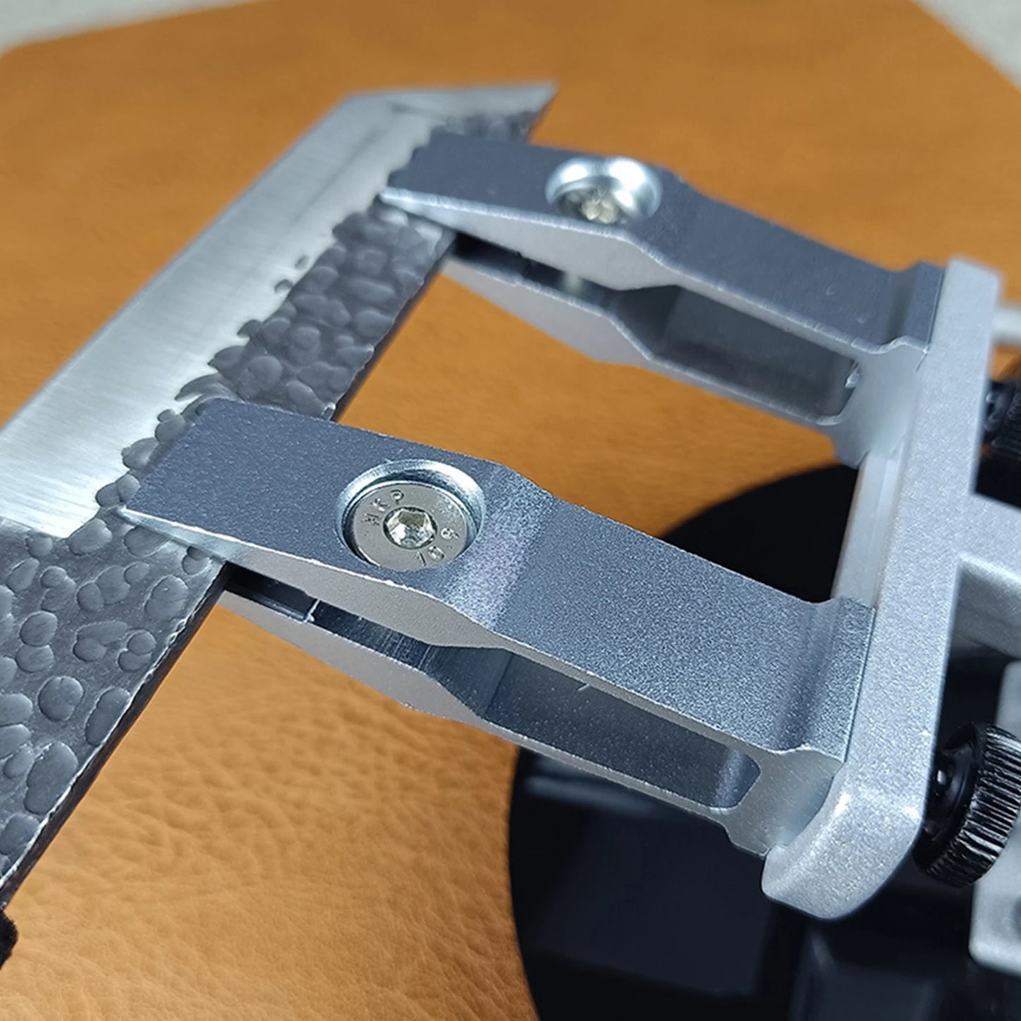 Fixed Knife Sharpener with 3 Whetstones Knife Sharpening Kit Kitchen Grinding System Kitchen Knife Accessories