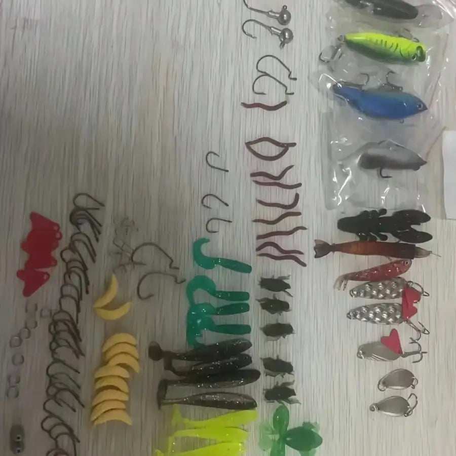 This 107-Piece Lure Set Is A Freshwater Lure And Tackle Kit Suitable For Fishing Bass, Trout, Salmon, And Other Freshwater Fish. It Includes Spinners, Soft Plastic Worms, And More, Making It A Practical Gift For Men.
