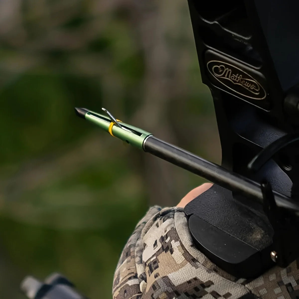 6PCS Archery Hunting Broadheads,100 Grain, Stainlee Steel Expandable Blade 2 Inch Cut, Hunting Heads Arrow Tips Compatible Crossbow& Compound Bow