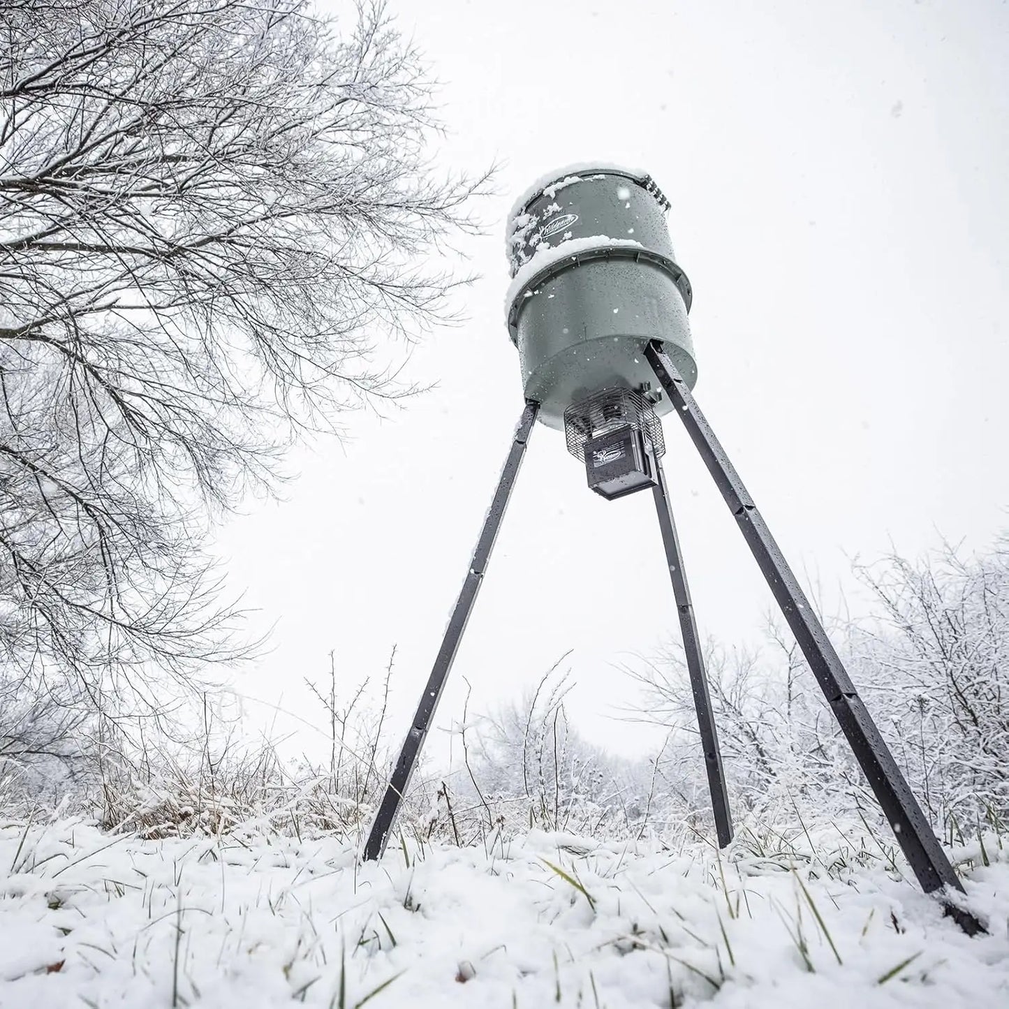 270lb Game Feeder with Digital Timer Durable Varmint-Proof Tripod Corn/Pellet Deer Hunting Feeder  50-feet Radius