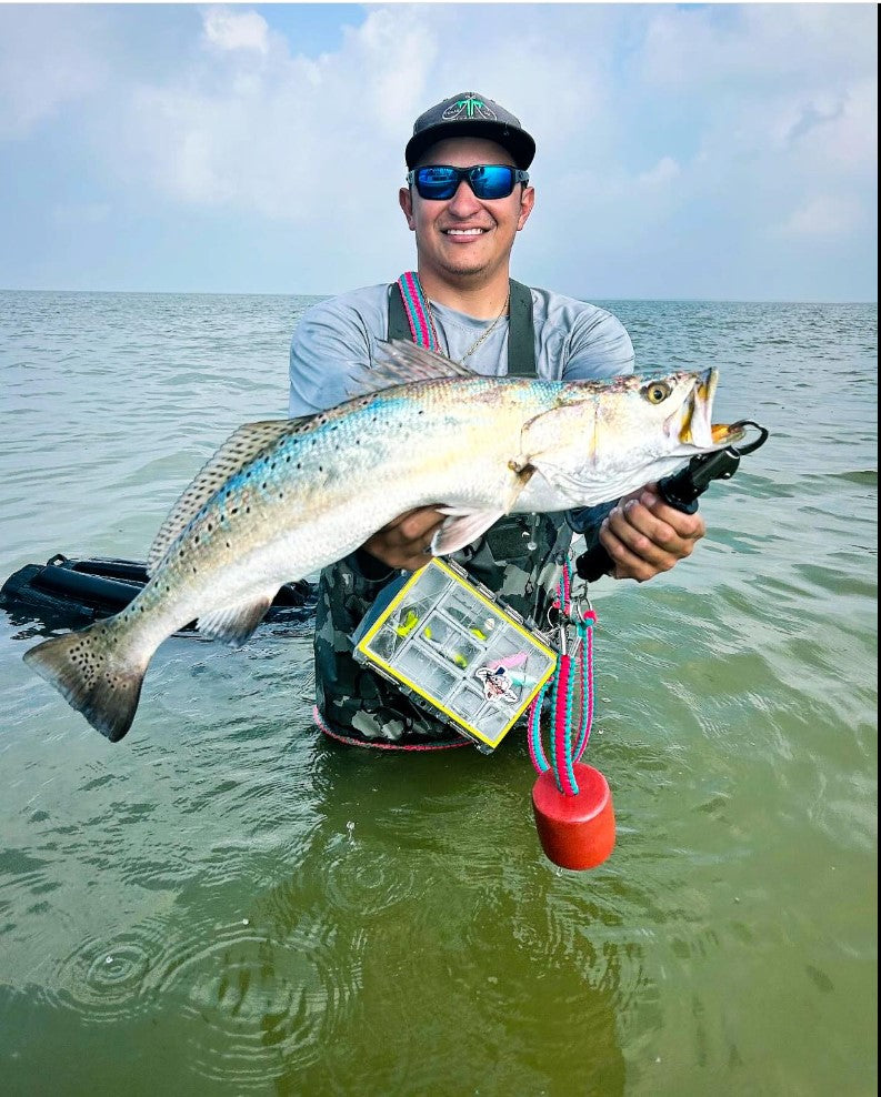 3.25" Baby Trout With Built-In Tail Rattle