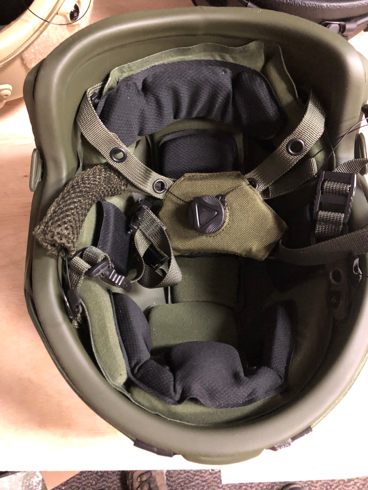 Ballistic Helmet RT2 High Cut Helmet: Tested to LEVEL IIIA (Included Arc Rails, Padding, Straps)