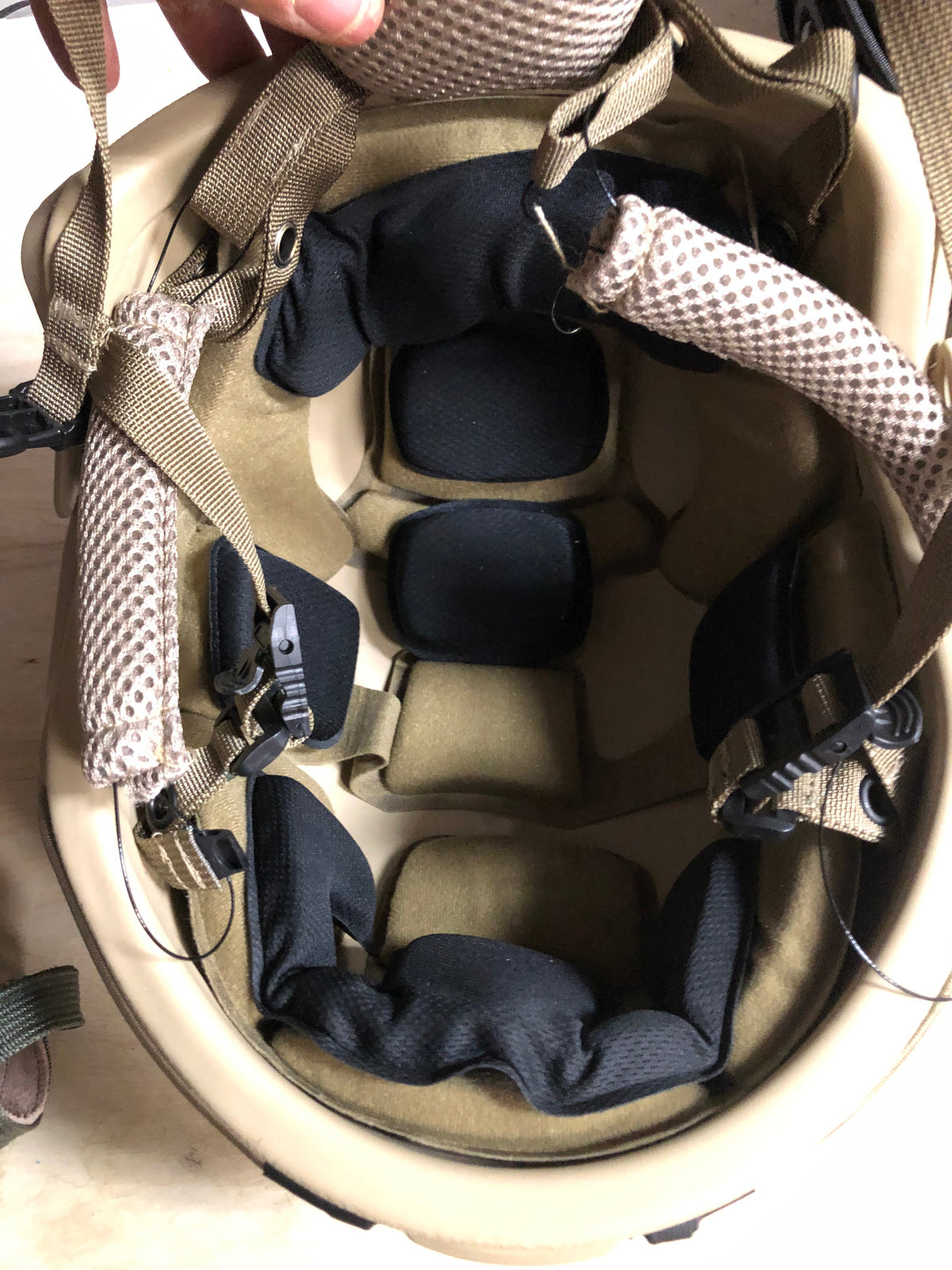 Ballistic Helmet RT2 High Cut Helmet: Tested to LEVEL IIIA (Included Arc Rails, Padding, Straps)